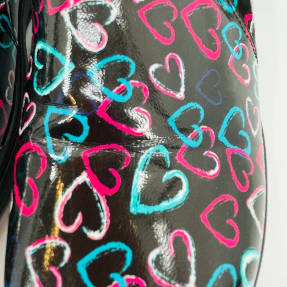 Easy Works by Easy Street Tiffany Black Pink Aqua Hearts Comfort Clogs Shoes 7W - Picture 5 of 12